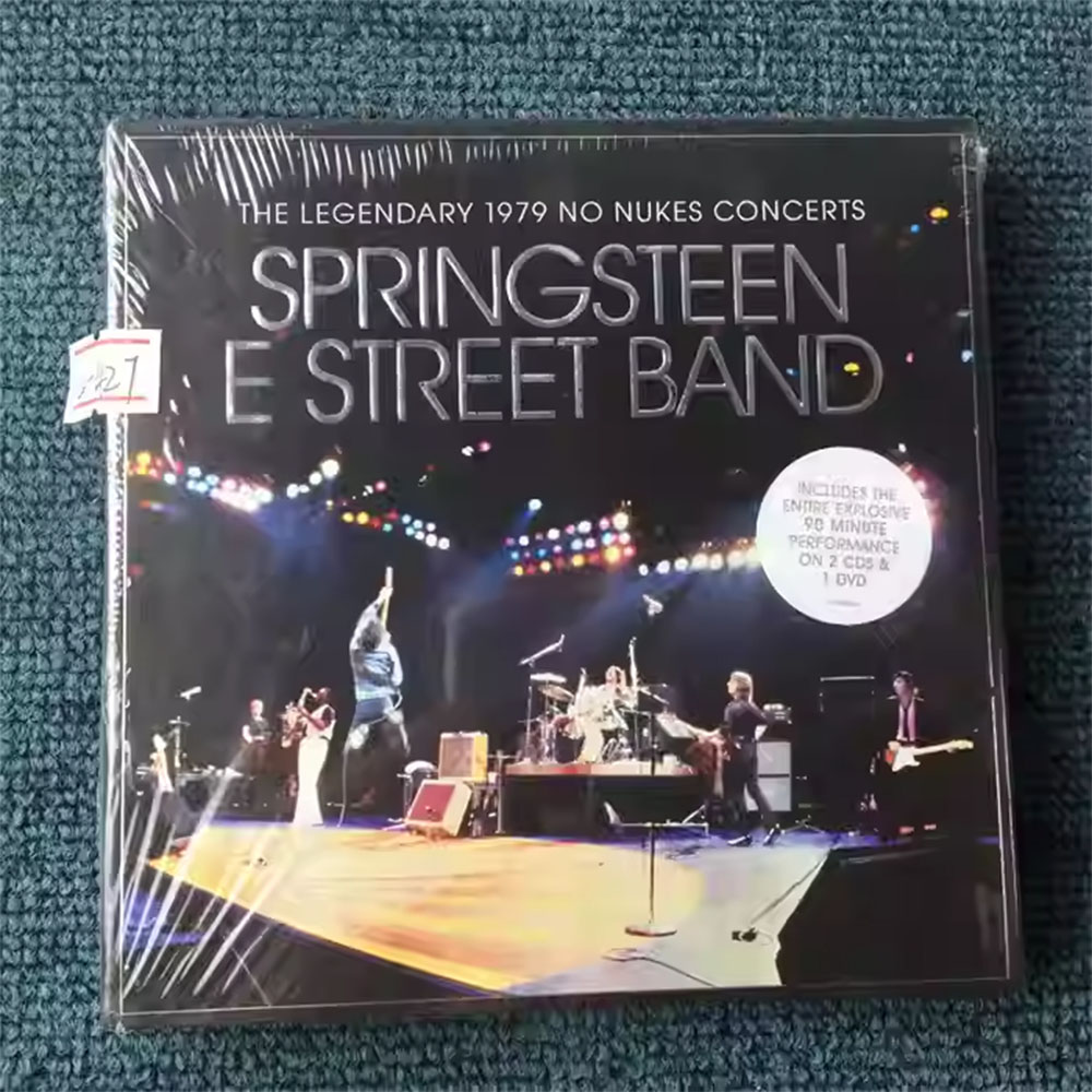 CD  This Is The Live Album Tit - Live Rock recension och pris